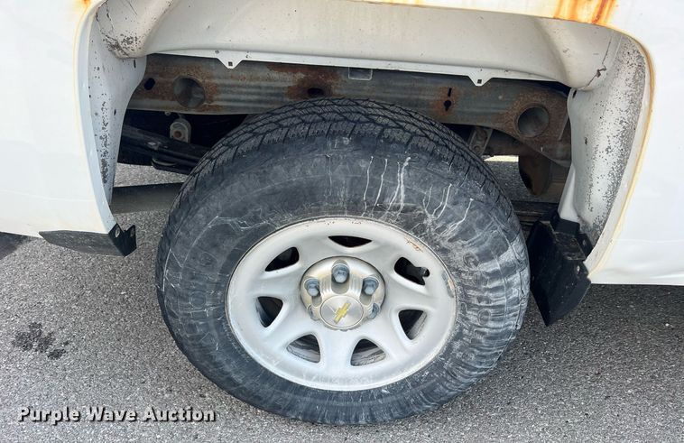 image for item NA9055 2015 Chevrolet Silverado 1500  Double Cab pickup truck