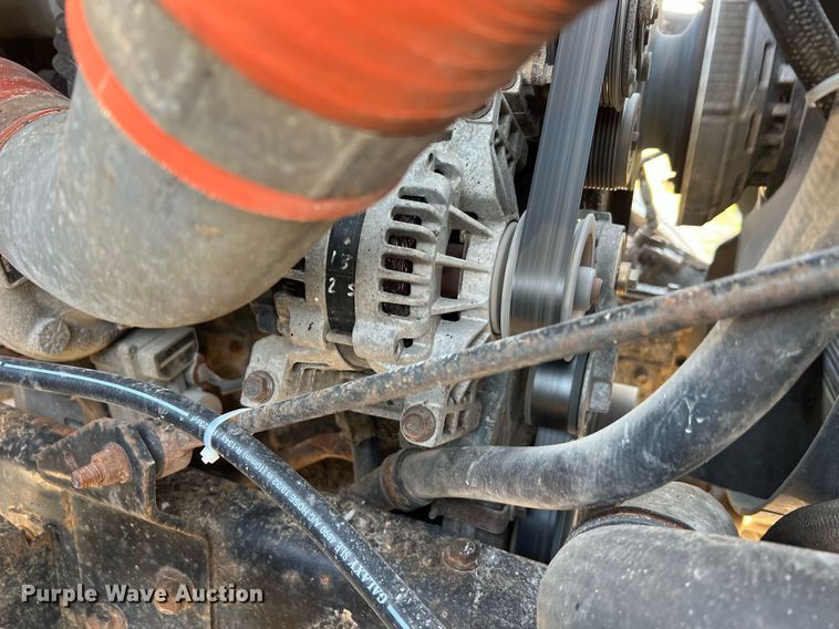 image for item NA9065 2005 International 7400  flatbed truck