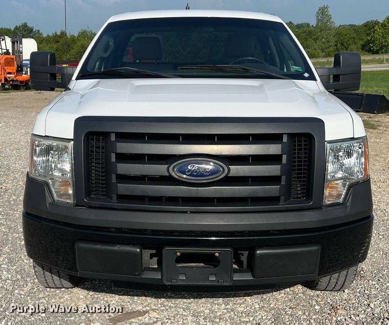 image for item NA9066 2010 Ford F150 XL  pickup truck