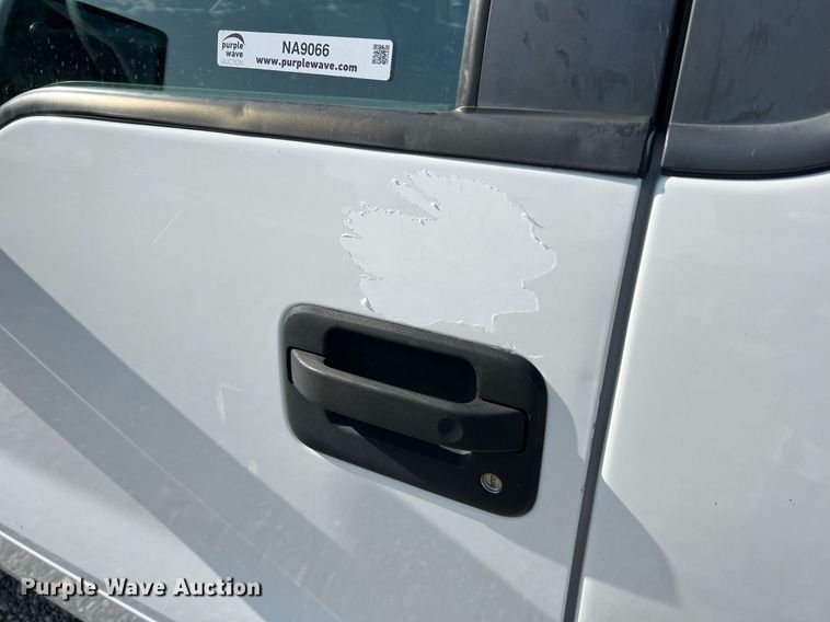 image for item NA9066 2010 Ford F150 XL  pickup truck