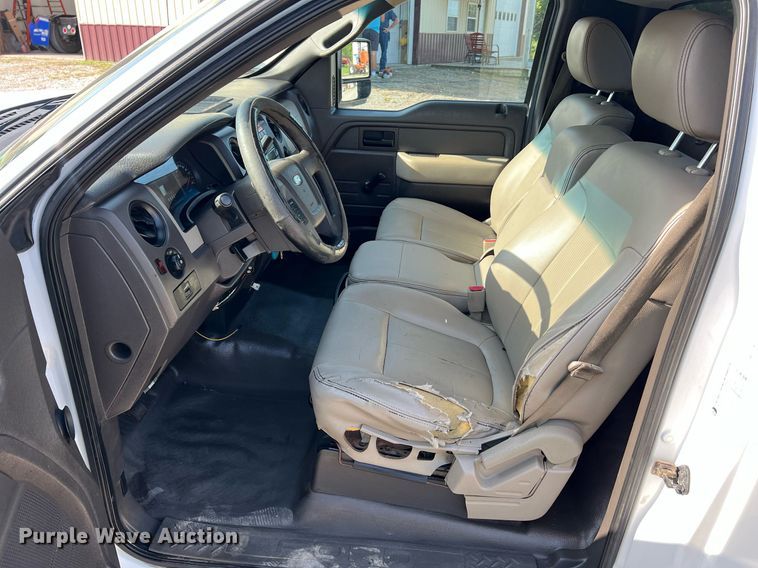 image for item NA9066 2010 Ford F150 XL  pickup truck