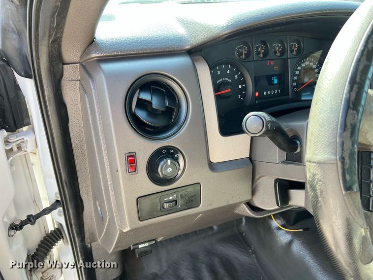 image for item NA9066 2010 Ford F150 XL  pickup truck