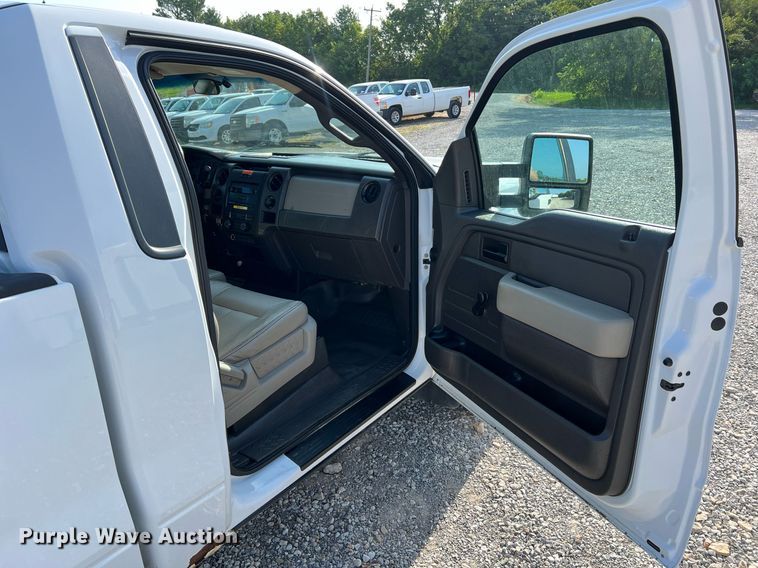 image for item NA9066 2010 Ford F150 XL  pickup truck