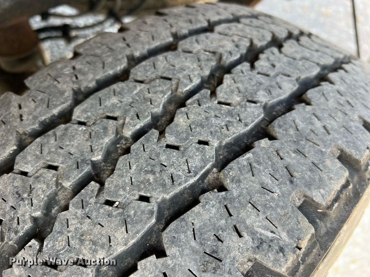 image for item NA9066 2010 Ford F150 XL  pickup truck