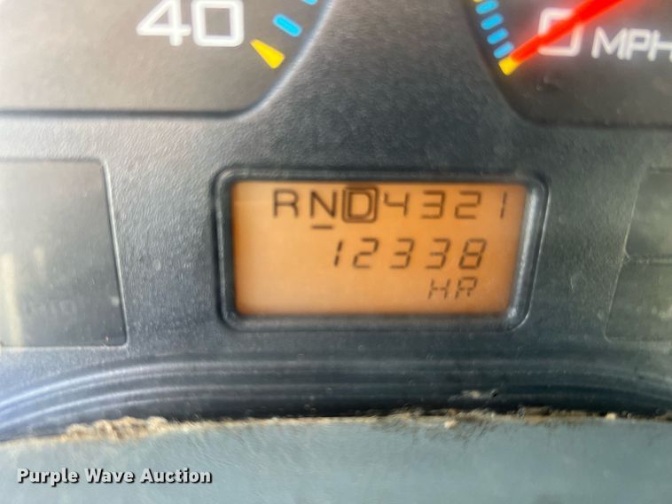 image for item NA9067 2006 International 7400  dump truck with spreader