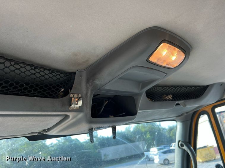 image for item NA9067 2006 International 7400  dump truck with spreader