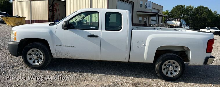 image for item NA9068 2008 Chevrolet Silverado 1500  Ext. Cab pickup truck