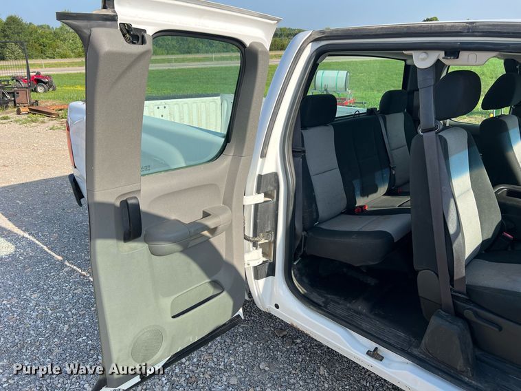 image for item NA9068 2008 Chevrolet Silverado 1500  Ext. Cab pickup truck