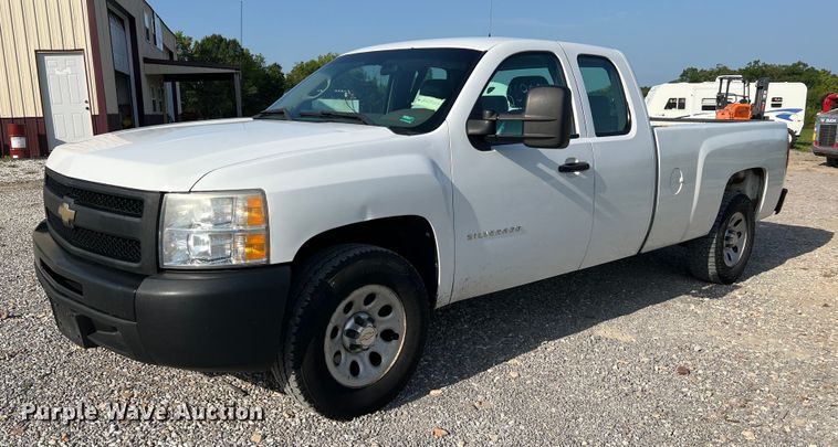 image for item NA9069 2010 Chevrolet Silverado 1500  Ext. Cab pickup truck