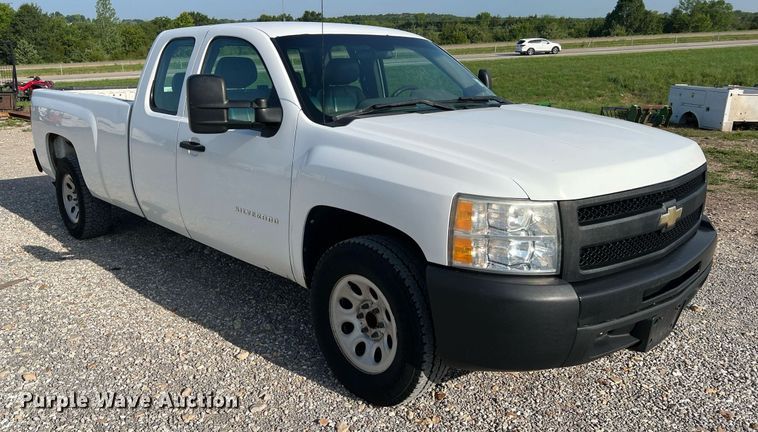 image for item NA9069 2010 Chevrolet Silverado 1500  Ext. Cab pickup truck