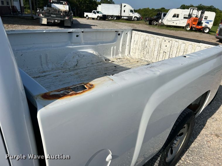 image for item NA9069 2010 Chevrolet Silverado 1500  Ext. Cab pickup truck