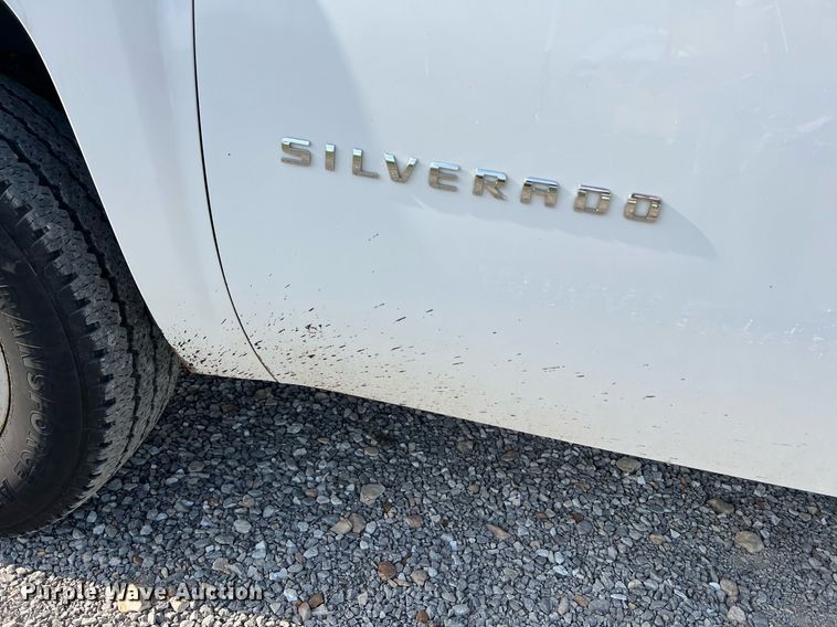 image for item NA9069 2010 Chevrolet Silverado 1500  Ext. Cab pickup truck