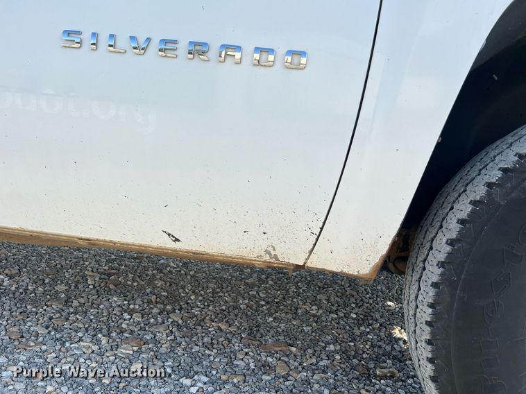 image for item NA9069 2010 Chevrolet Silverado 1500  Ext. Cab pickup truck