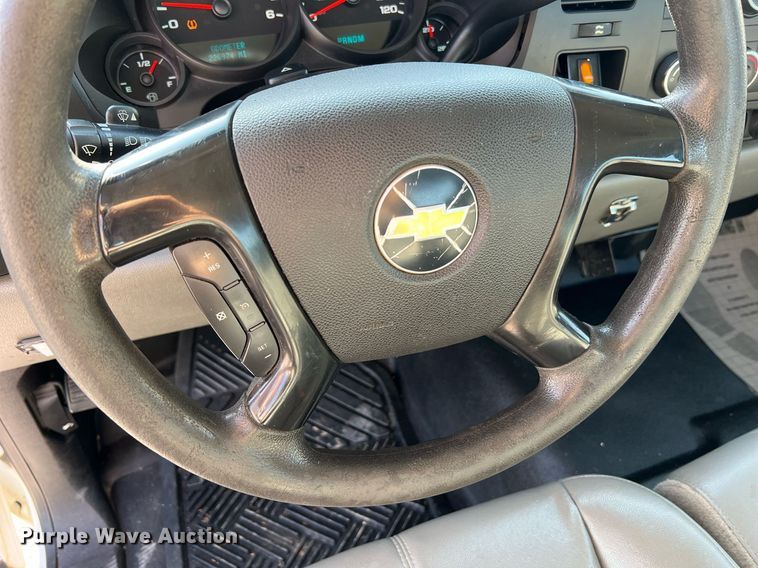 image for item NA9069 2010 Chevrolet Silverado 1500  Ext. Cab pickup truck