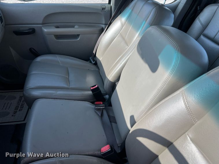 image for item NA9069 2010 Chevrolet Silverado 1500  Ext. Cab pickup truck