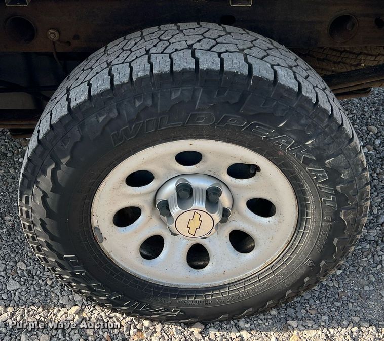 image for item NA9069 2010 Chevrolet Silverado 1500  Ext. Cab pickup truck