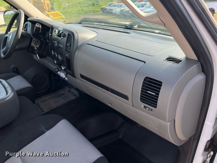 image for item NA9070 2008 Chevrolet Silverado 1500  pickup truck