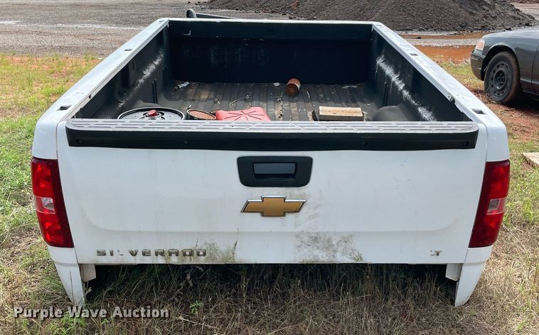 image for item NB9124 (2) truck beds