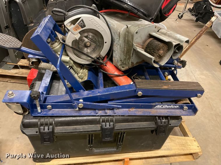 image for item NB9131 Tools