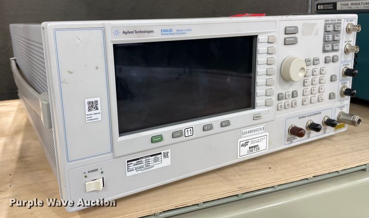 image for item NH9703 Agrilent Technologies E8663B  analog signal generator