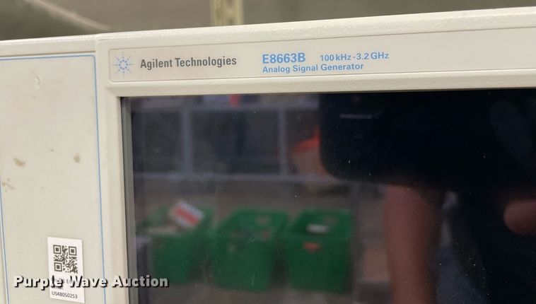 image for item NH9703 Agrilent Technologies E8663B  analog signal generator