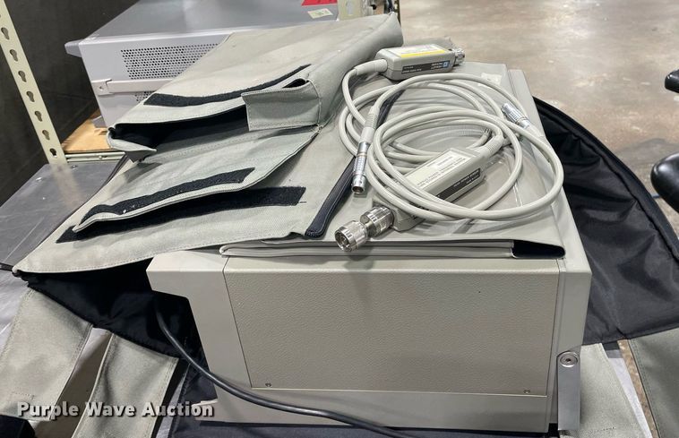 image for item NH9708 Hewlett Packard 3990A  peak power analyzer