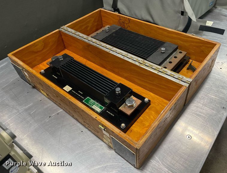 image for item NH9710 (2) shunts