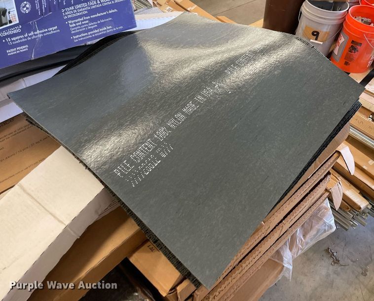 image for item NH9718 Pallet of carpet tiles