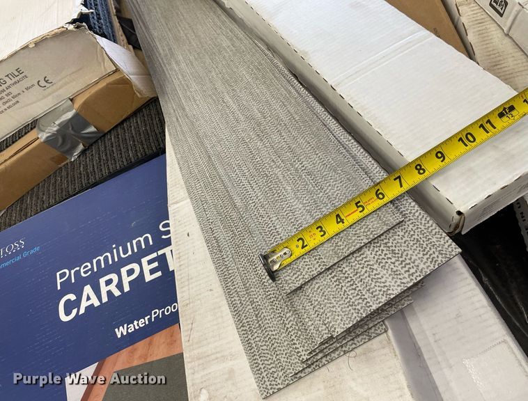 image for item NH9718 Pallet of carpet tiles