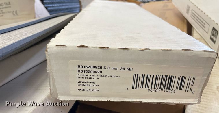 image for item NH9718 Pallet of carpet tiles