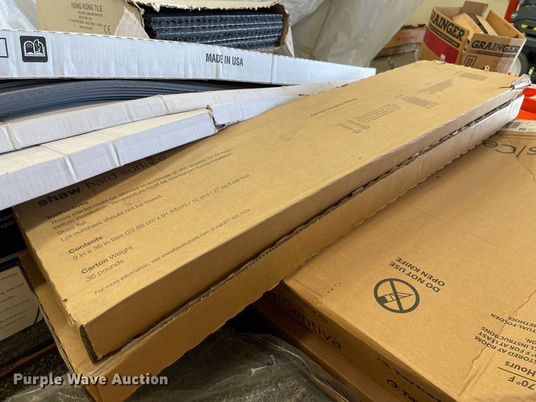 image for item NH9718 Pallet of carpet tiles