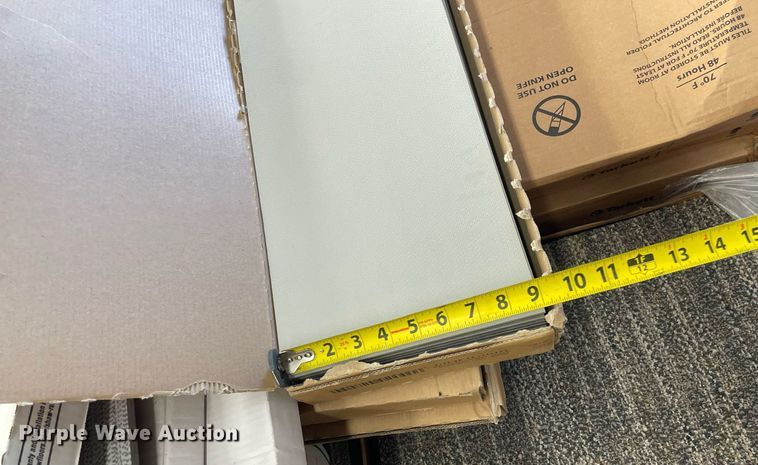 image for item NH9718 Pallet of carpet tiles