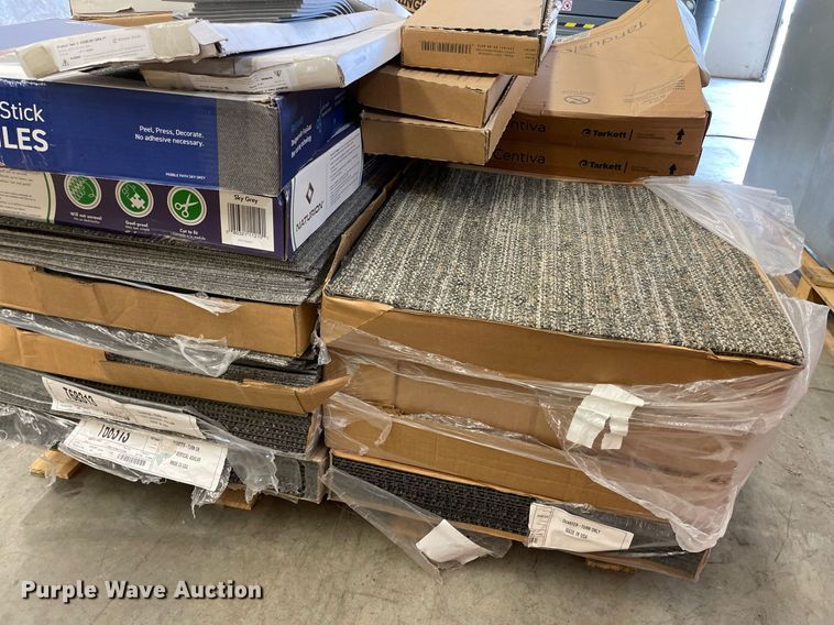 image for item NH9718 Pallet of carpet tiles