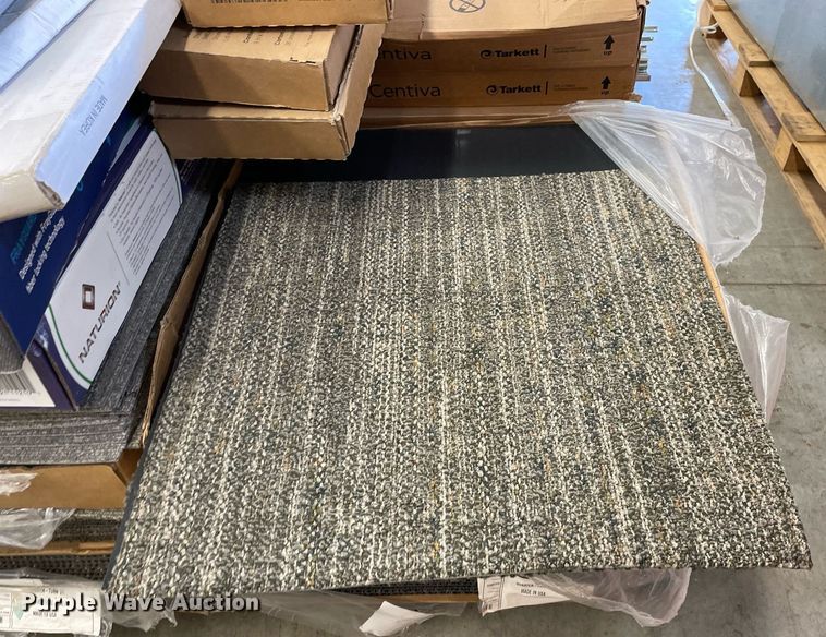 image for item NH9718 Pallet of carpet tiles