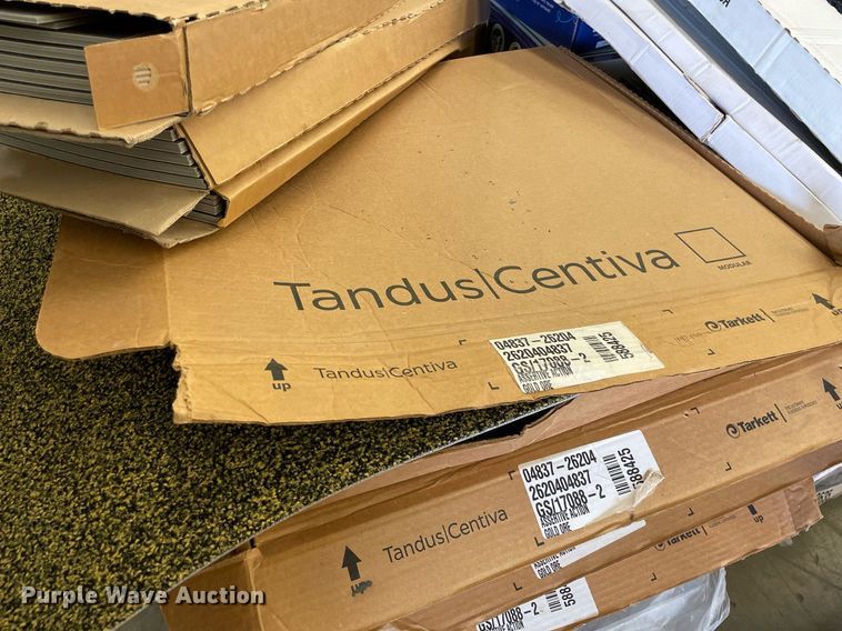 image for item NH9718 Pallet of carpet tiles