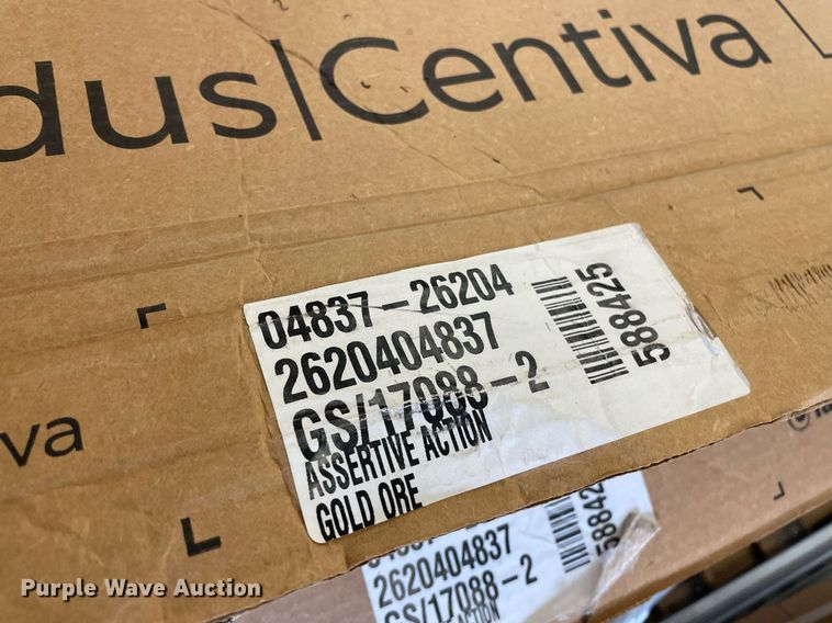 image for item NH9718 Pallet of carpet tiles