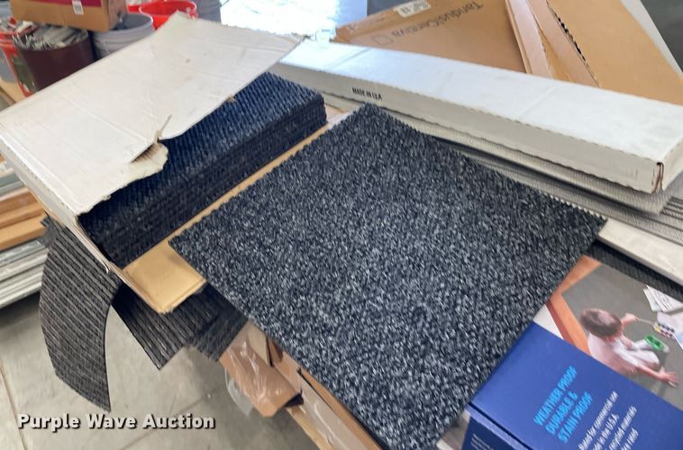 image for item NH9718 Pallet of carpet tiles