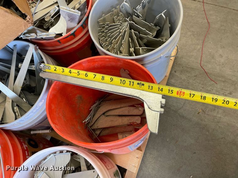 image for item NH9719 Shelving brackets and rails