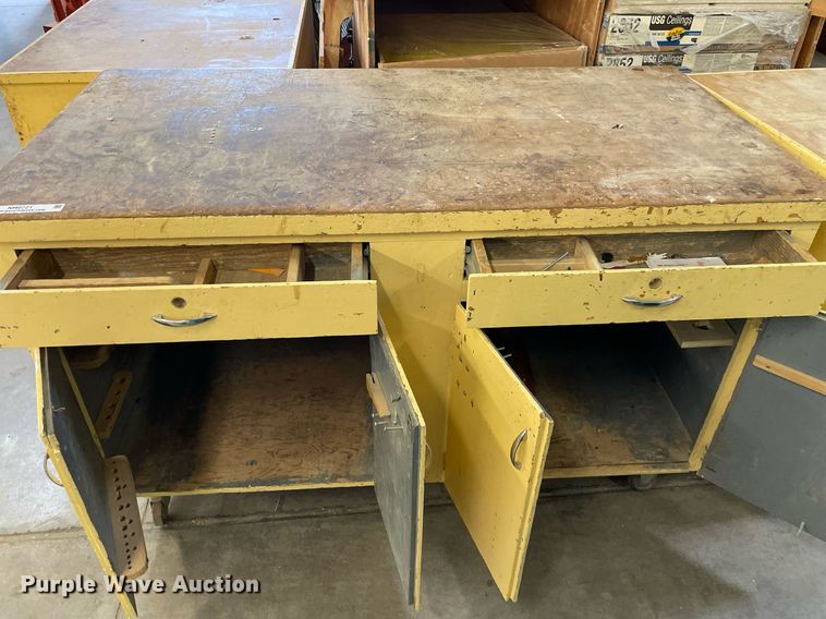 image for item NH9721 (4) cabinets