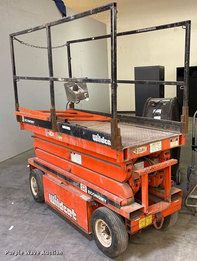 image for item NH9722 Economy SP-1630  scissor lift