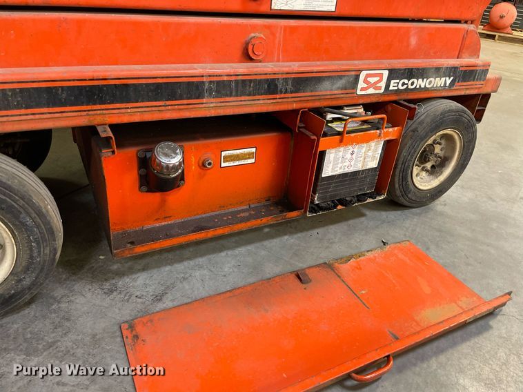 image for item NH9722 Economy SP-1630  scissor lift