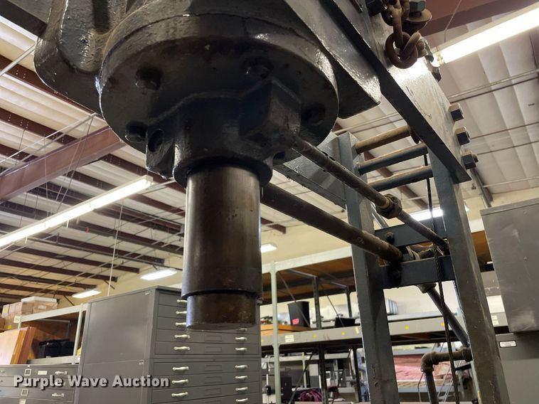 image for item NH9726 1943 KR Wilson 37F  hydraulic press