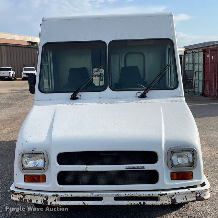 image for item NH9727 1994 UMC Aeromate  delivery van