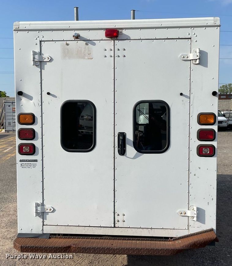 image for item NH9727 1994 UMC Aeromate  delivery van