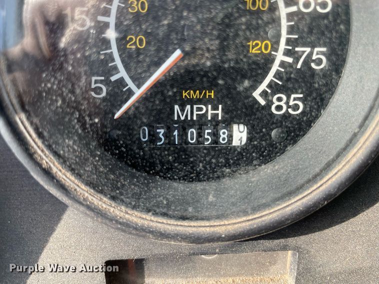 image for item NH9727 1994 UMC Aeromate  delivery van