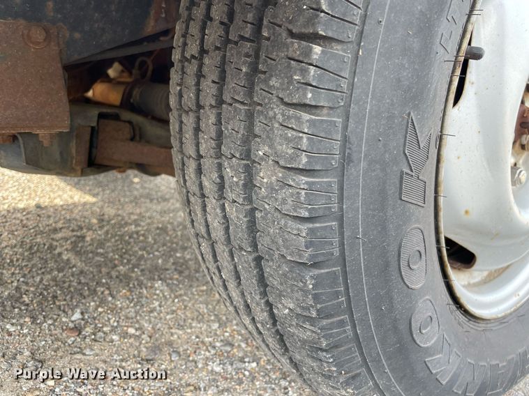 image for item NH9727 1994 UMC Aeromate  delivery van