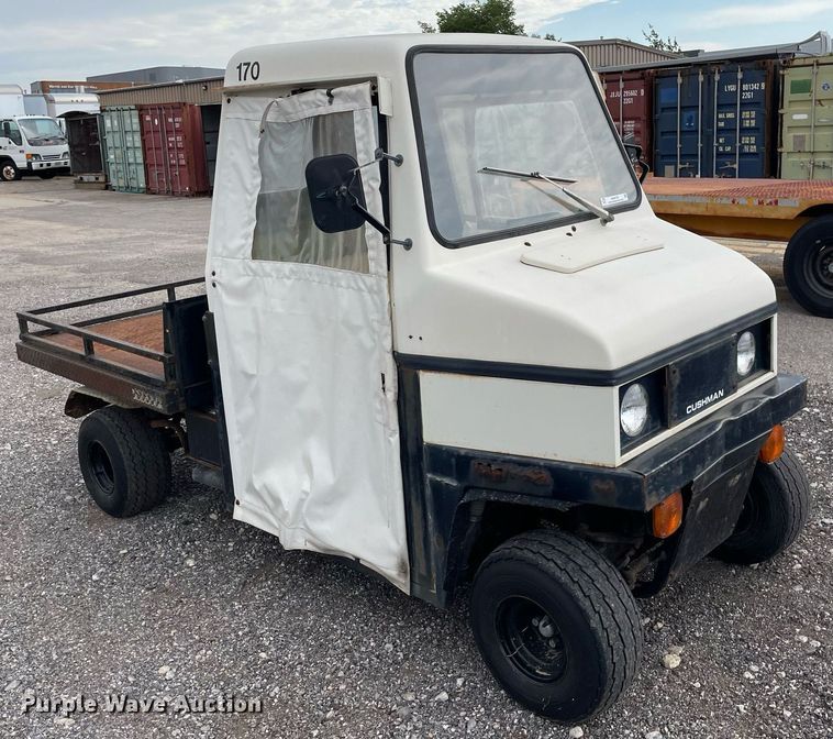 image for item NH9728 1989 Cushman  utility vehicle