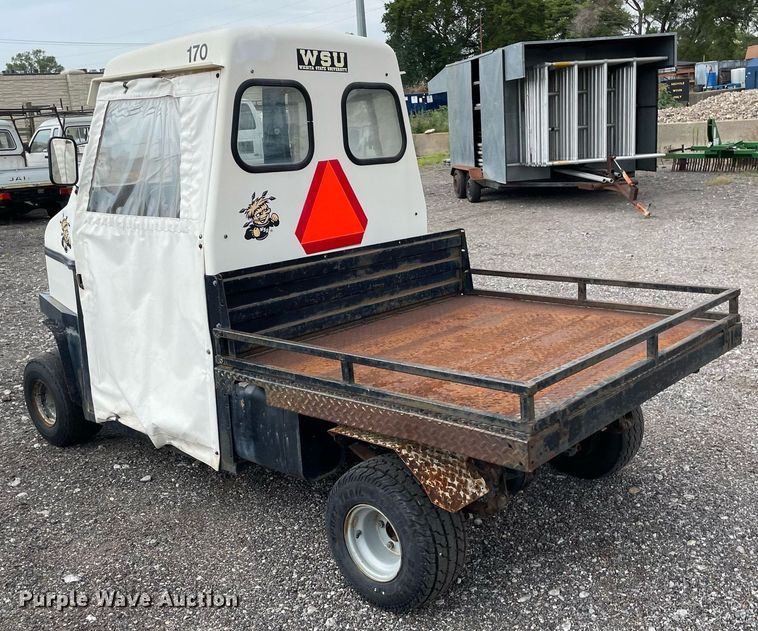 image for item NH9728 1989 Cushman  utility vehicle