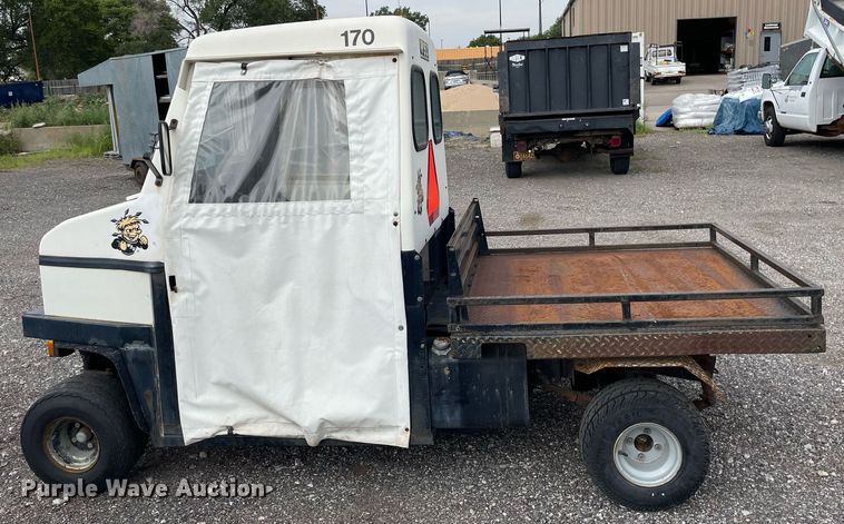 image for item NH9728 1989 Cushman  utility vehicle