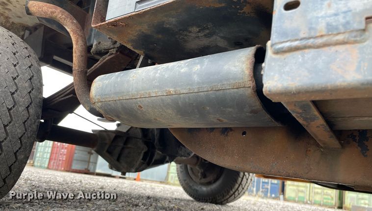 image for item NH9728 1989 Cushman  utility vehicle